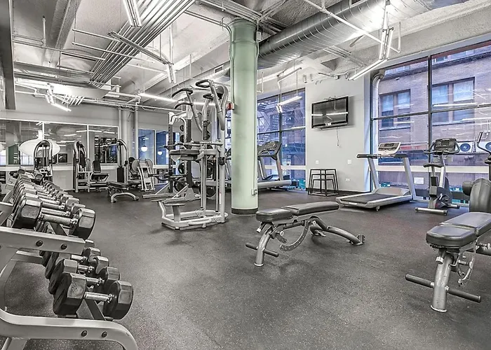 Downtown Penthouse I Vintage , Gym & Balcony #5 Апартаменты *